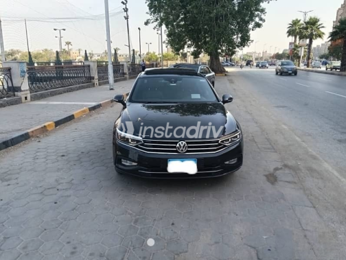 Volkswagen Passat 2021 Black Automatic Used for Sale in Giza - 5
