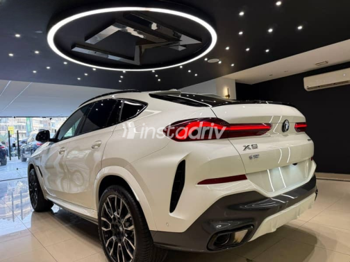 بي ام دبليو X6 M 2026 أبيض أوتوماتيك جديدة للبيع في مصر الجديدة - 4