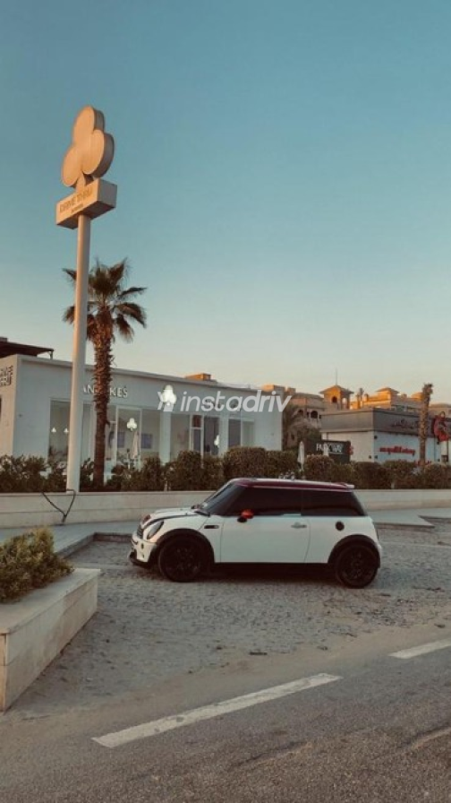 Mini Mini Cooper S 2005 White Automatic Used for Sale in 6 October - 3
