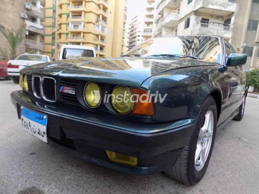 بي ام دبليو 520 1990 أخضر يدوي مستعملة للبيع في الإسكندرية - 1