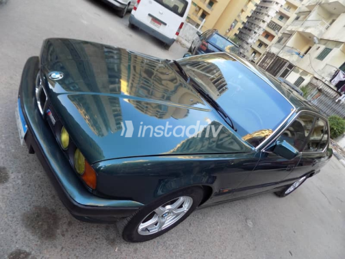 بي ام دبليو 520 1990 أخضر يدوي مستعملة للبيع في الإسكندرية - 5