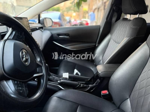 Toyota Corolla 2021 White Automatic Used for Sale in Mohandessin - 2