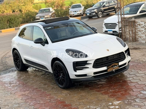 Porsche Macan 2020 White Automatic Used for Sale in Giza - 2