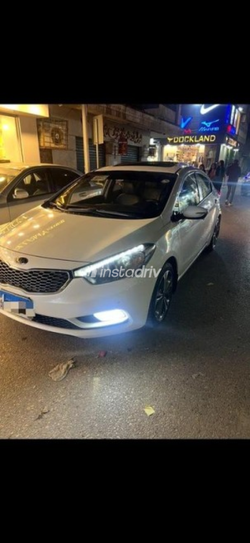 Kia Cerato 2015 White Automatic Used for Sale in 6 October - 5