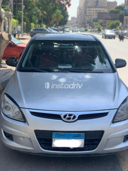 هيونداي I30 2009 فضي يدوي مستعملة للبيع في الدقى - 4