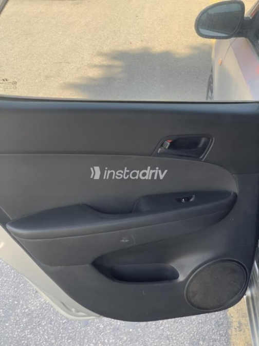 هيونداي I30 2009 فضي يدوي مستعملة للبيع في الدقى - 6