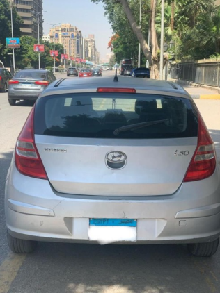 هيونداي I30 2009 فضي يدوي مستعملة للبيع في الدقى