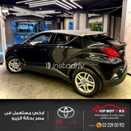 Toyota C-HR 2021 Black Automatic Used for Sale in Nasr city - 2