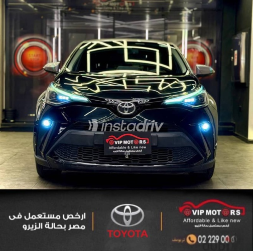 Toyota C-HR 2021 Black Automatic Used for Sale in Nasr city - 3