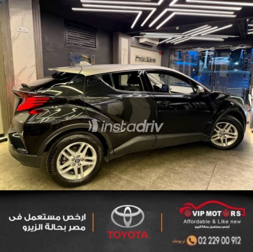 Toyota C-HR 2021 Black Automatic Used for Sale in Nasr city - 6