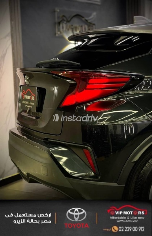 Toyota C-HR 2021 Black Automatic Used for Sale in Nasr city - 9