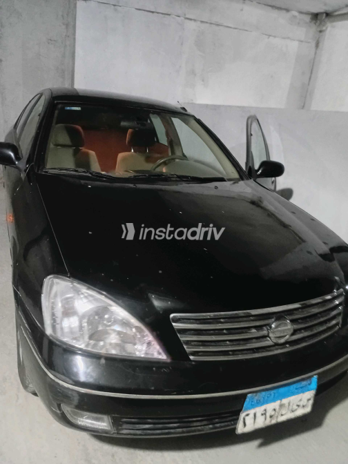 Nissan Sunny 2011 Black Manual Used for Sale in Alexandria - 4