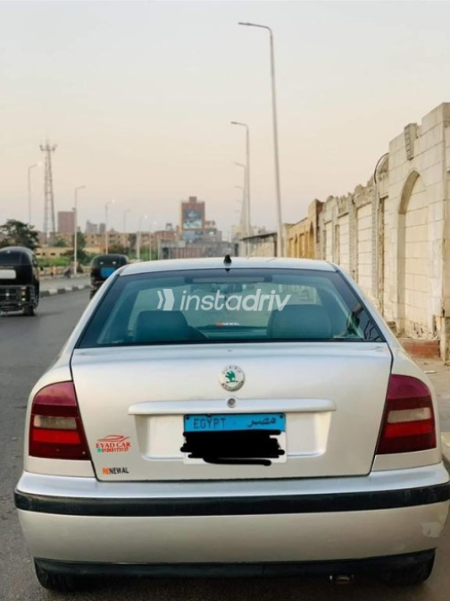 Skoda Octavia A4 2000 Silver Manual Used for Sale in El Mahalla - 6