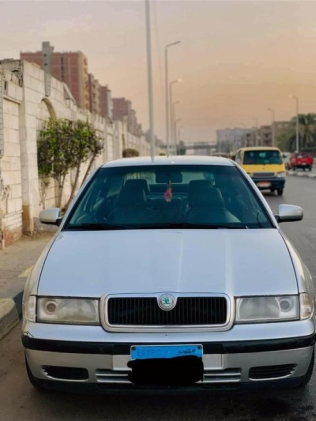Skoda Octavia A4 2000 Silver Manual Used for Sale in El Mahalla
