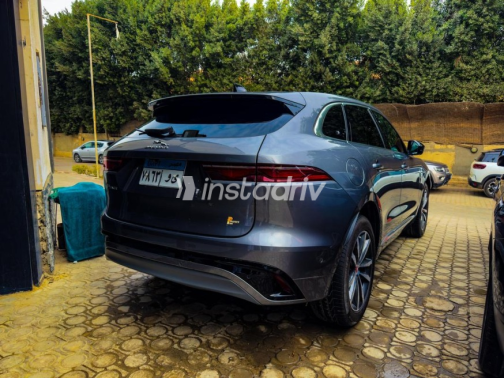 Jaguar F-Pace 2021 Gray Automatic Used for Sale in Sheikh Zayed City - 4