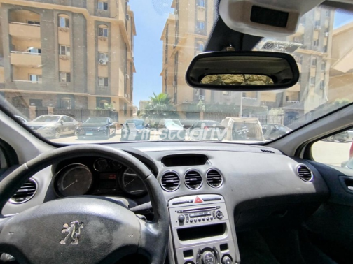 بيجو 308 sw 2011 فضي أوتوماتيك مستعملة للبيع في مدينة نصر - 2