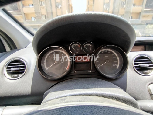بيجو 308 sw 2011 فضي أوتوماتيك مستعملة للبيع في مدينة نصر - 3