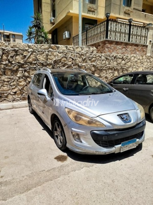بيجو 308 sw 2011 فضي أوتوماتيك مستعملة للبيع في مدينة نصر - 4