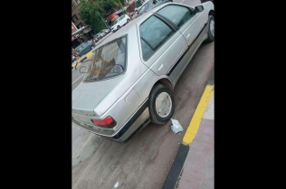 بيجو 405 2002 فضي يدوي مستعملة للبيع في الوراق