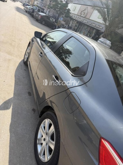 Peugeot 301 2015 White Automatic Used for Sale in Nasr city - 3