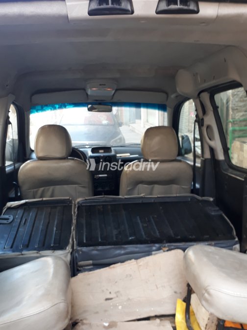 Citroën Berlingo 2005 Gold Manual Used for Sale in Alexandria - 6