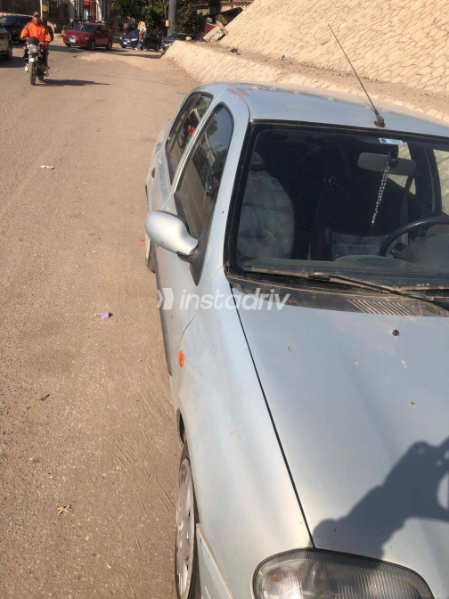 Renault Clio 2001 Silver Manual Used for Sale in Maadi - 1