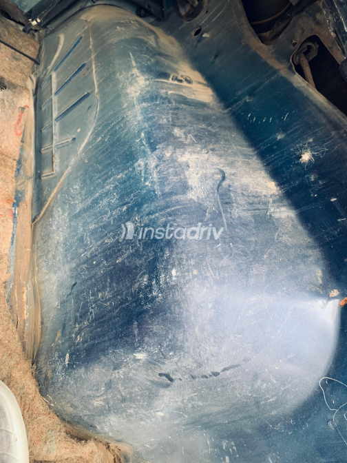 Peugeot 405 2001 White Automatic Used for Sale in El Salam City - 9