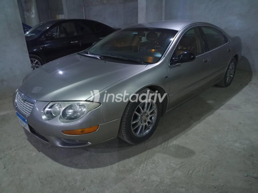 Chrysler 300 1999 Gold Automatic Used for Sale in Cairo - 2