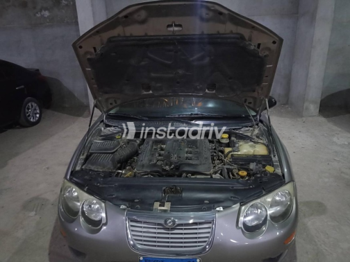 Chrysler 300 1999 Gold Automatic Used for Sale in Cairo - 9