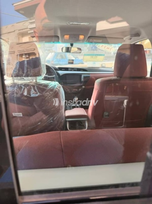Toyota Hilux 2025 White Automatic New for Sale in Damietta - 4