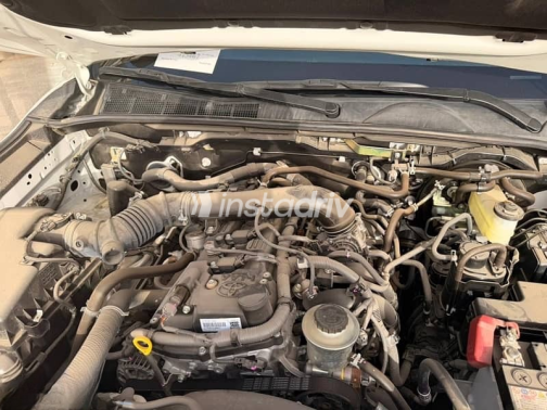 Toyota Hilux 2025 White Automatic New for Sale in Damietta - 7