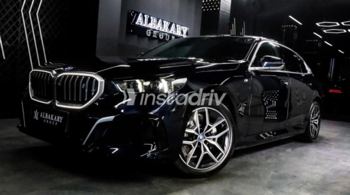 BMW I5 2025 Dark Blue Automatic Used for Sale in Madinaty - 3