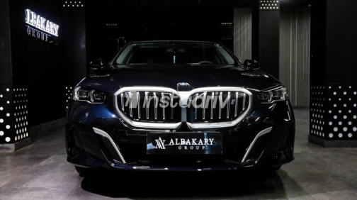 BMW I5 2025 Dark Blue Automatic Used for Sale in Madinaty - 6