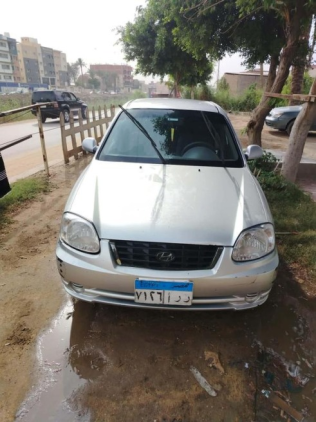 Hyundai Verna 2018 Silver Manual Used for Sale in Cairo