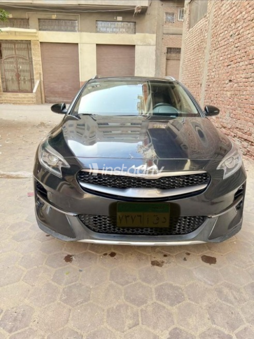 Kia Xceed 2022 Black Automatic Used for Sale in Bilbeis - 6