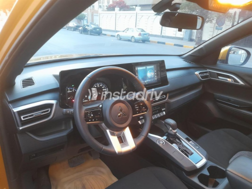 Mitsubishi Outlander 2025 Bronze Automatic Used for Sale in Cairo - 8
