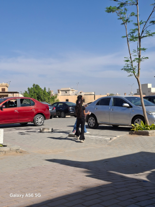 تويوتا كورولا 2008 فضي أوتوماتيك مستعملة للبيع في الجيزة