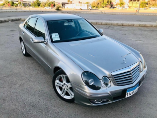 Mercedes E 200 2005 Silver Automatic Used for Sale in Suez 