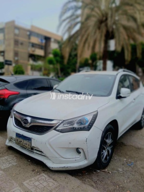 بى واى دى‬ S5 2020 أبيض أوتوماتيك مستعملة للبيع في القاهرة الكبرى ( القاهرة - الجيزة) - 1