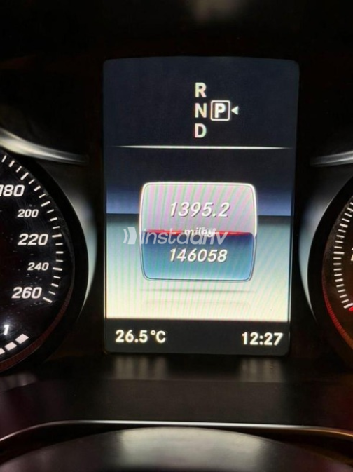 Mercedes C 180 2015 Dark Red Automatic Used for Sale in Cairo - 6