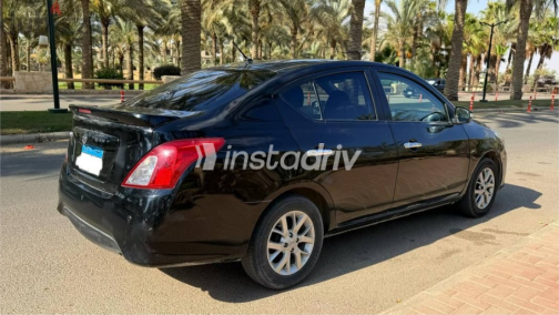 Nissan Sunny 2023 Black Automatic Used for Sale in Cairo - 5