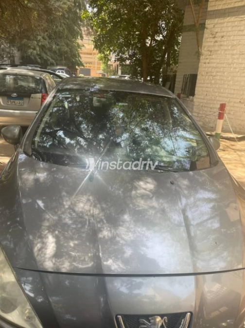 Peugeot 408 2012 Gray Automatic Used for Sale in Zamalek - 7