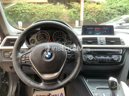بي ام دبليو 318 2018 أسود أوتوماتيك مستعملة للبيع في مصر الجديدة - 6