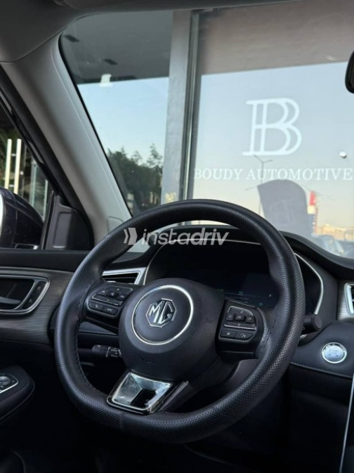 MG Rx5 2024 Black Automatic Used for Sale in Heliopolis - 3