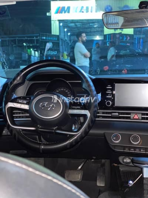 Hyundai Elantra 2022 White Automatic Used for Sale in Cairo - 1