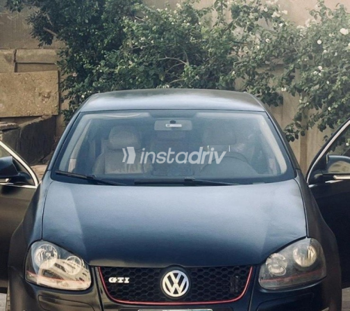 Volkswagen Jetta 2010 Black Automatic Used for Sale in Cairo - 1