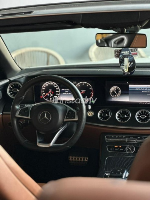 Mercedes E 200 2018 White Automatic Used for Sale in Cairo - 5