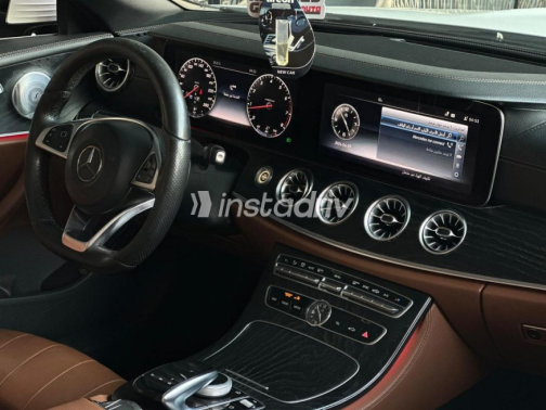 Mercedes E 200 2018 White Automatic Used for Sale in Cairo - 7