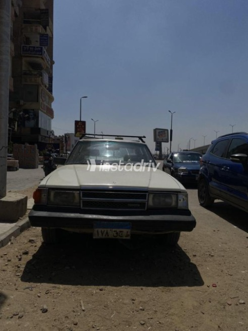 Toyota Cressida 1983 White Manual Used for Sale in Maadi - 6