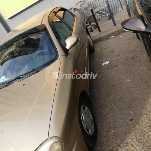 Daewoo Lanos 2001 Gold Automatic Used for Sale in Nasr city - 3